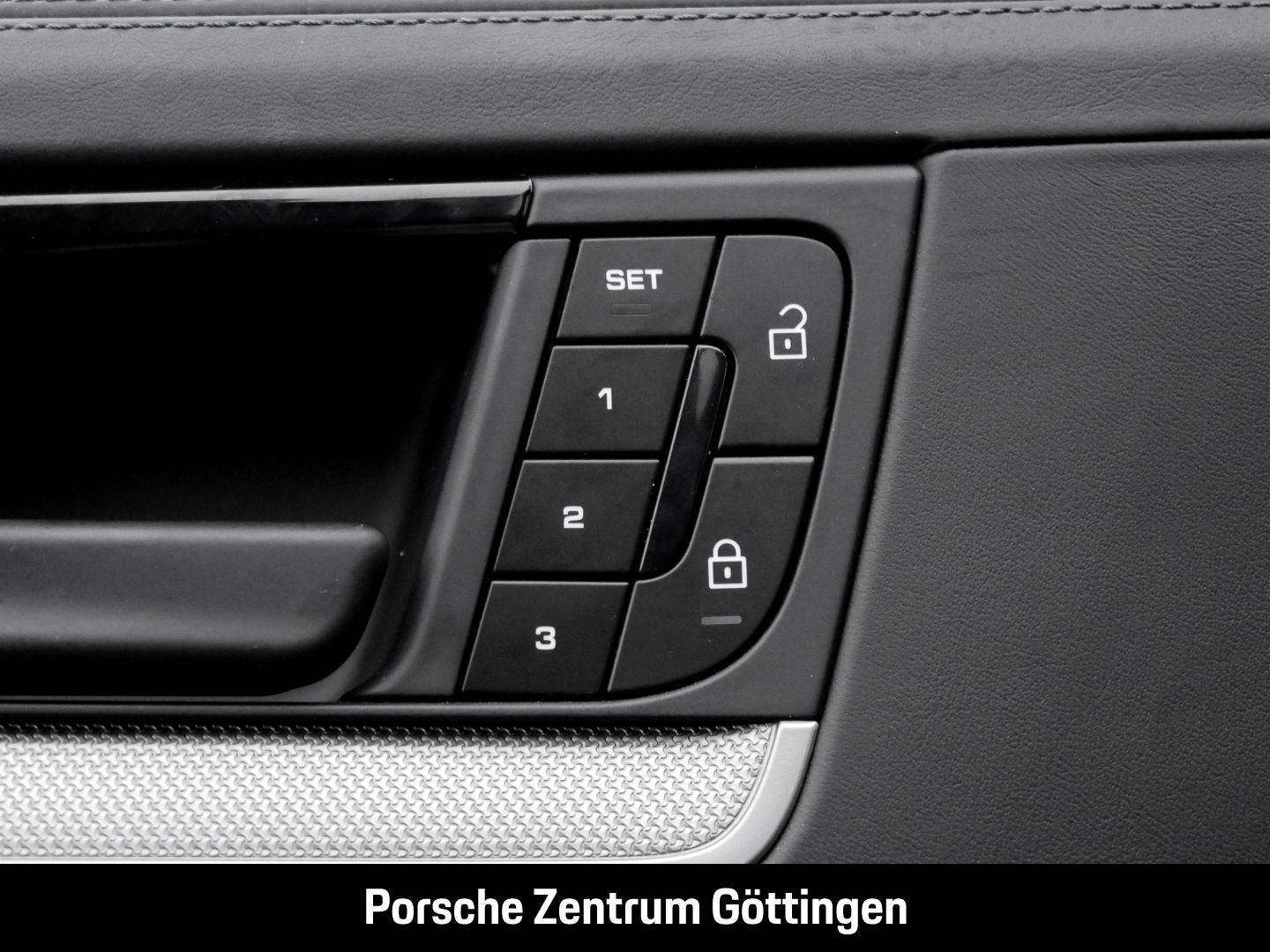 Porsche Cayenne S E-Hybrid BOSE Sportabgasanlage LED