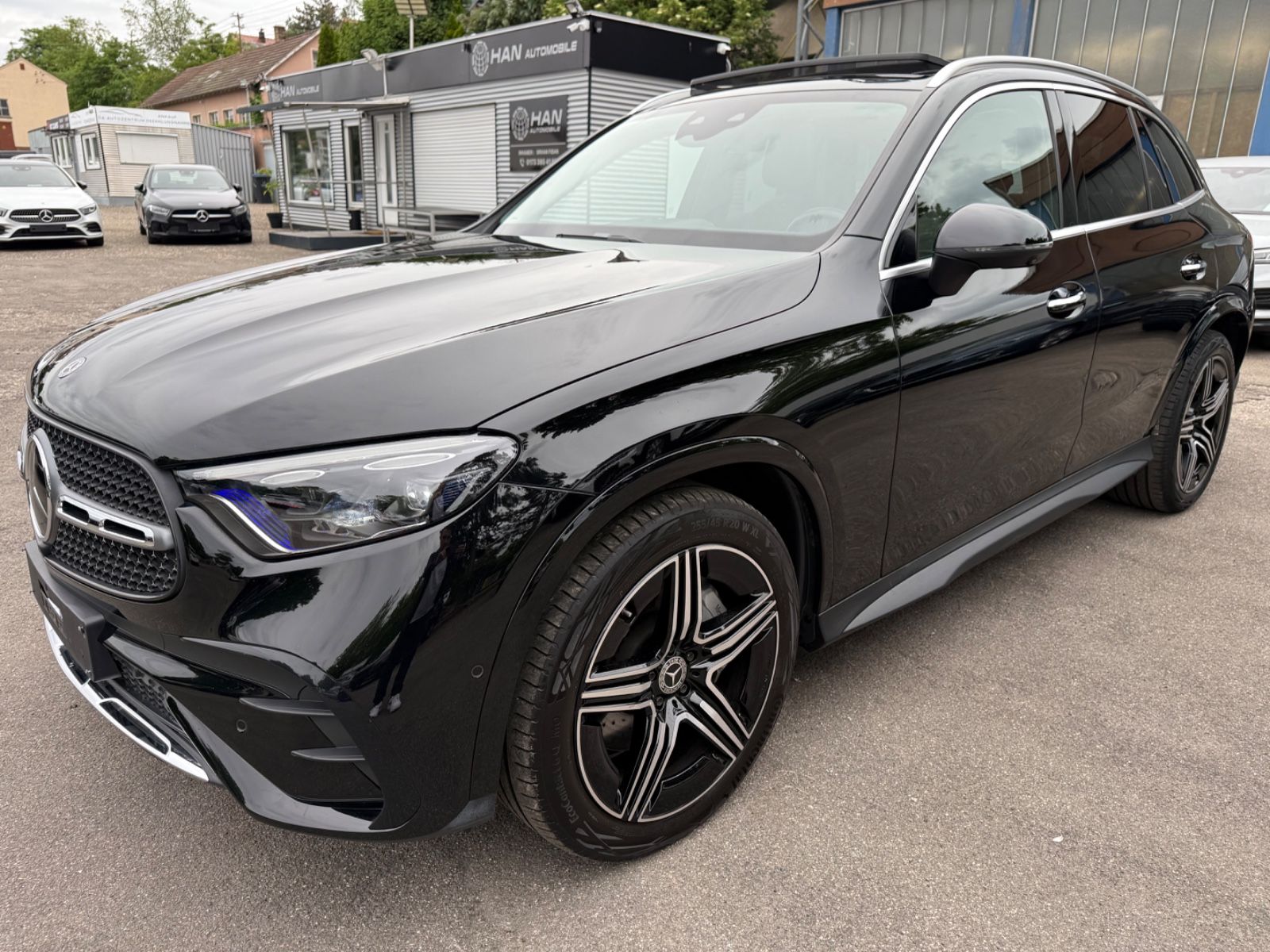 Mercedes-Benz GLC 220 d 4Matic*AMG-Line+Pano+AHK++Head-up*