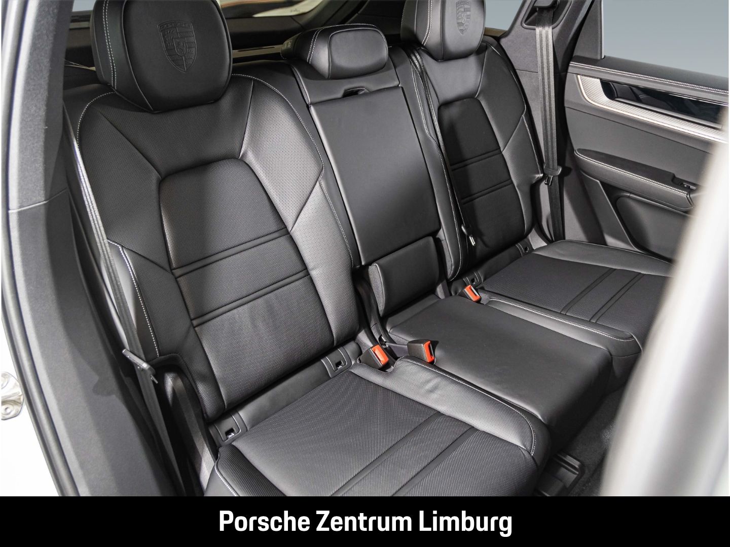 Porsche Cayenne E-Hybrid InnoDrive Sportabgasanlage LED