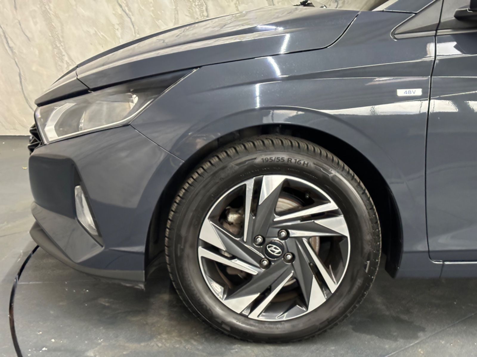 Hyundai i20 Trend Mild-Hybrid+Navi+1.Hand+MwSt.