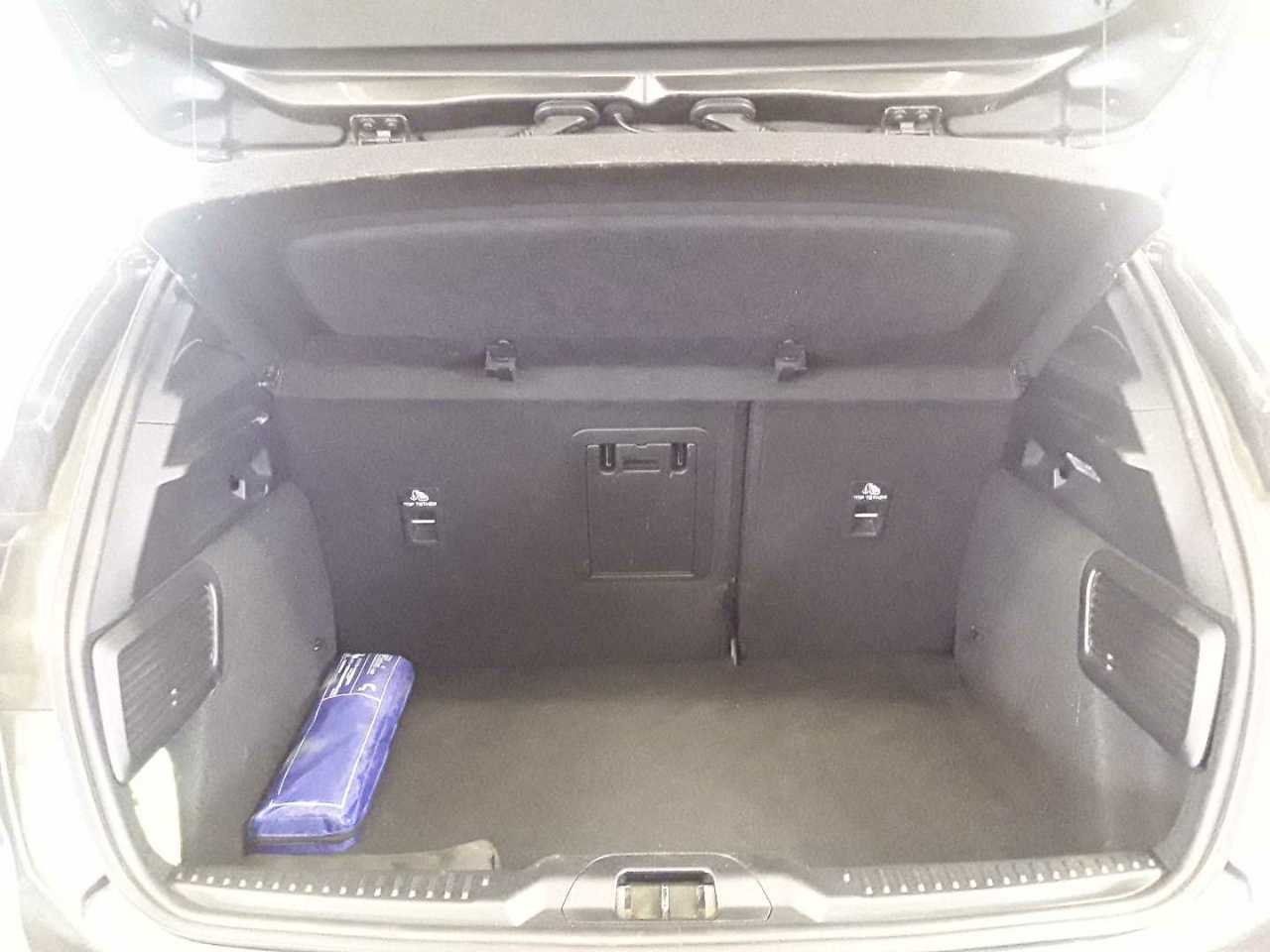 Ford Focus 1.0 EcoBoost Mild-Hybrid ST-Line X B&O Mat