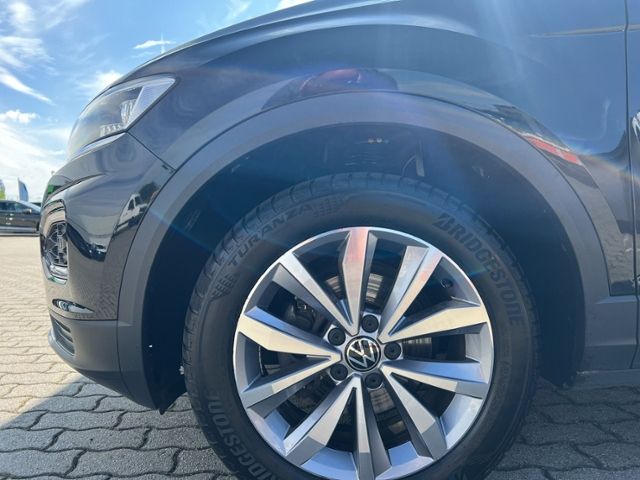Volkswagen T-Roc 1.0 TSI Style - Samsaru's Car Outlet