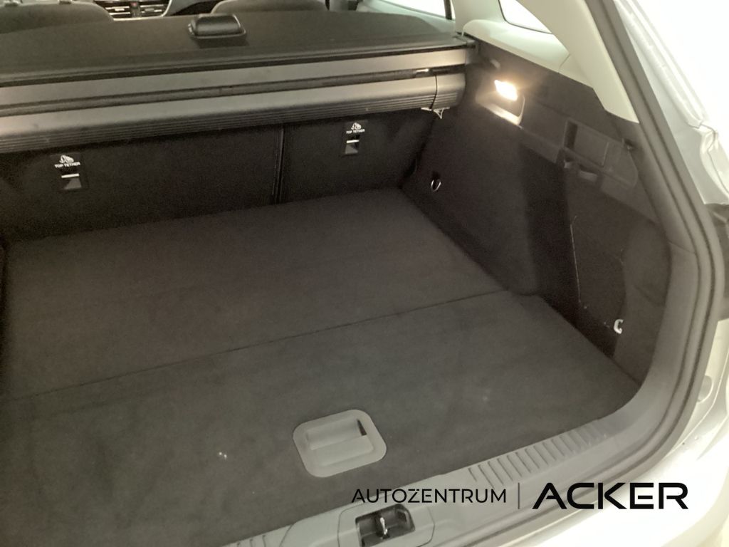 Ford Focus 1.0 MHEV Titanium 7AT. Turnier iACC -48%*