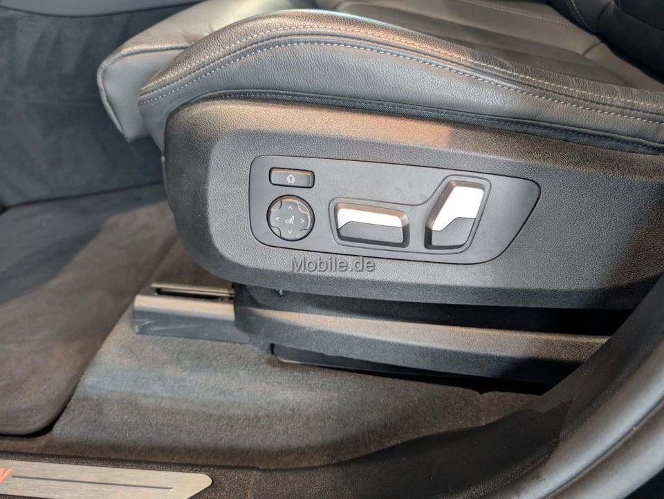 BMW X5 xDrive45e X-Line AHK Memory vorn Sportsitze