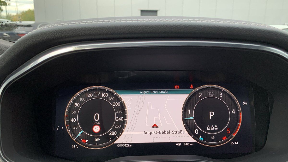 Jaguar XF D200 R-DYNAMIC HSE ACC+DAB+SHZG+LED+LMF+NAV
