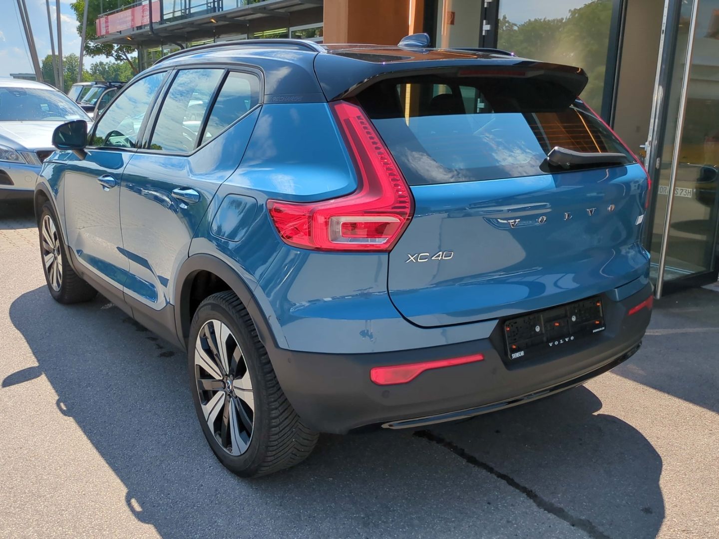 Volvo XC40 Ultimate Recharge Pure Electric 2WD - Samsaru's Car Outlet