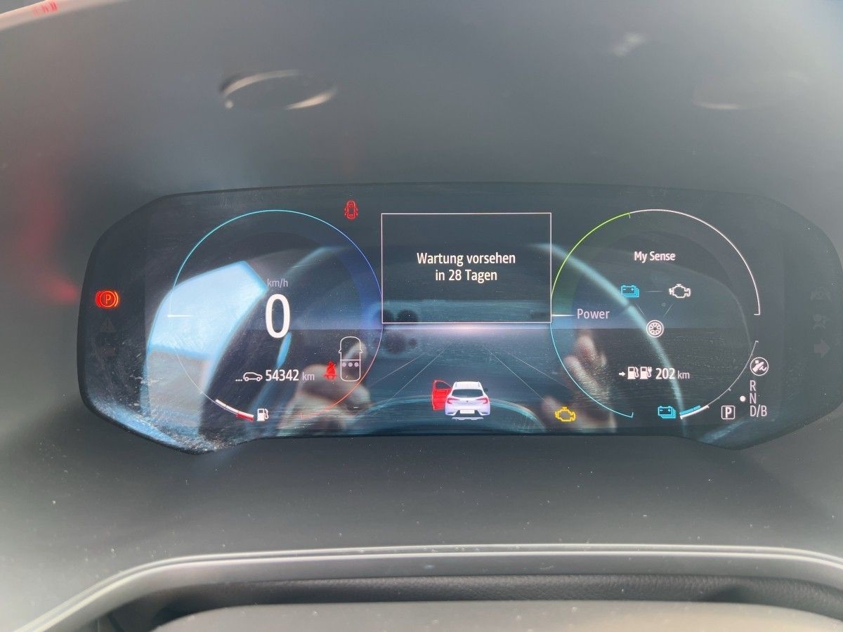 Renault Captur 2 INTENS E-TECH PLUG-IN - Samsaru's Car Outlet