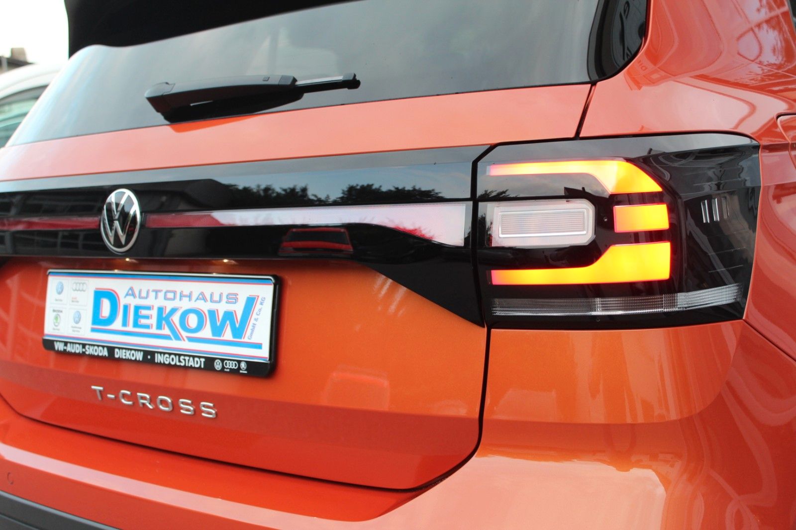 Volkswagen T-Cross United DSG - Samsaru's Car Outlet