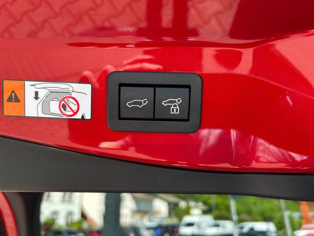 Toyota C-HR 2.0 Plug-in-Hybrid Lounge