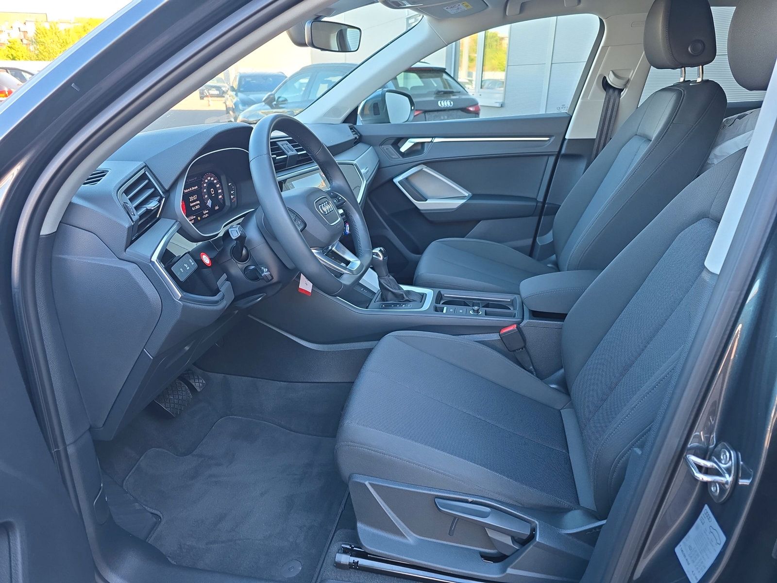 Audi Q3 Sportback 40 TFSI qu S line - Samsaru's Car Outlet