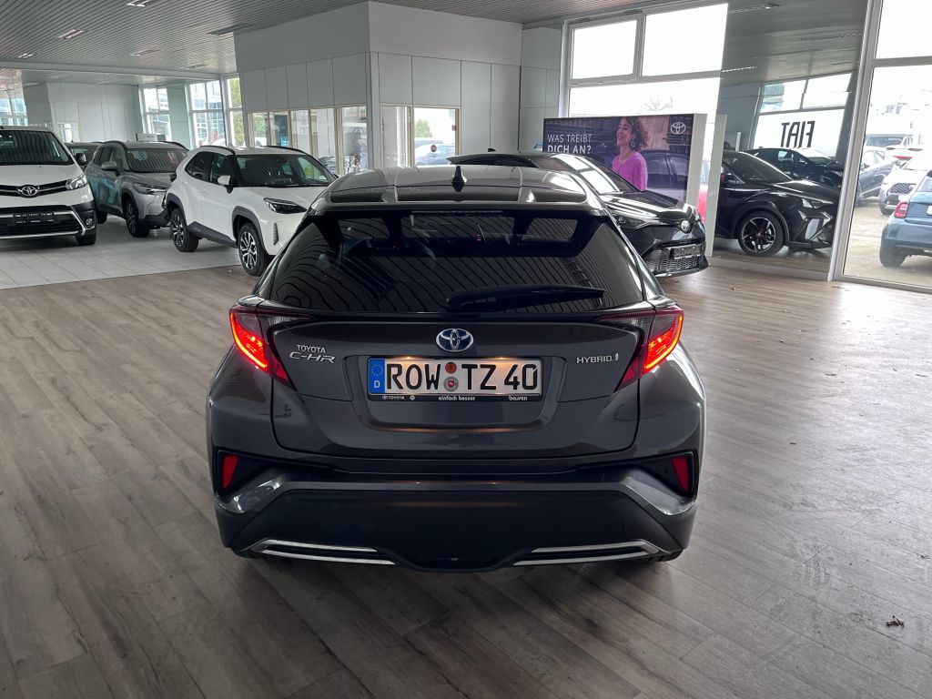Toyota C-HR 2.0 Hybrid - Samsaru's Car Outlet