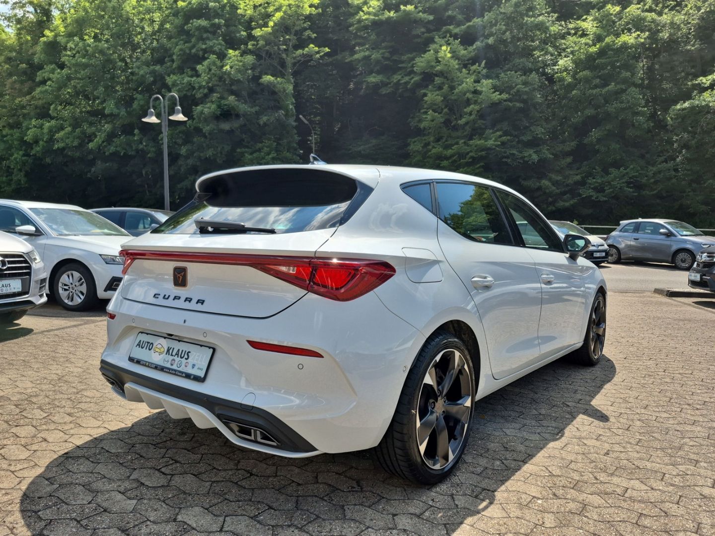 Cupra Leon 1.5 eTSI - Samsaru's Car Outlet