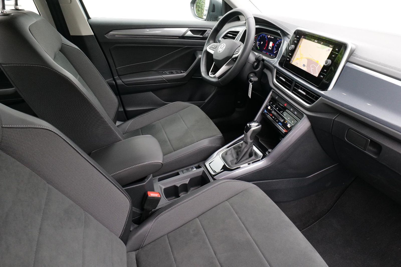 Volkswagen T-ROC Style 1.5 TSI - Samsaru's Car Outlet