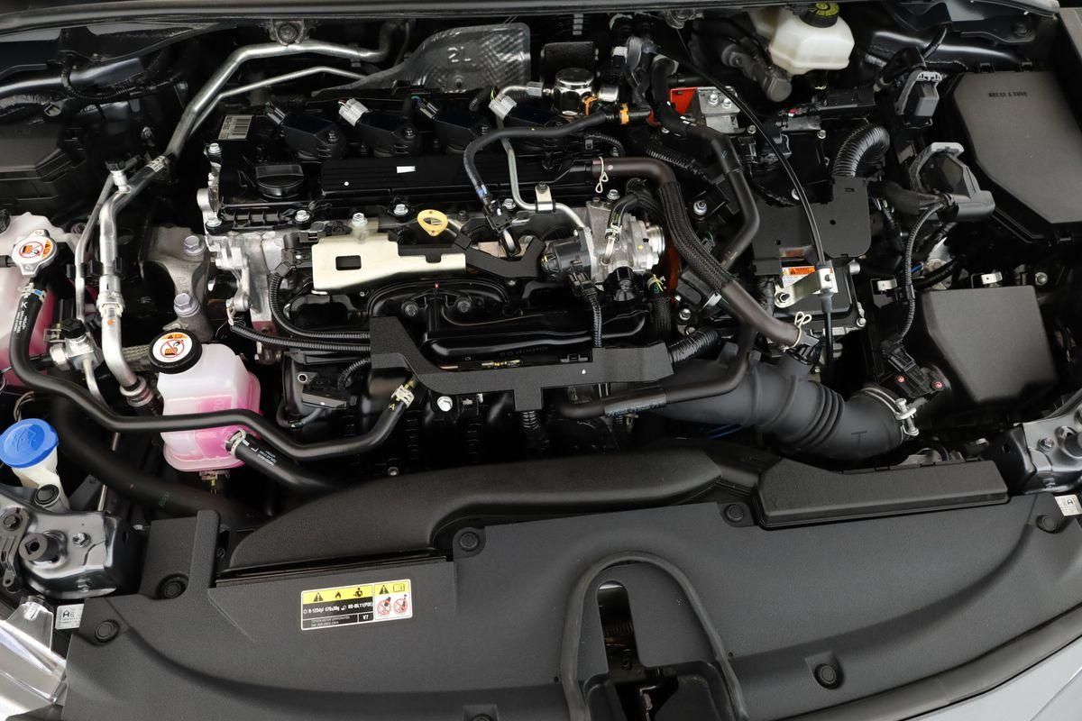 Toyota Corolla Touring Sports 2.0 CVT Team D Navi Kam
