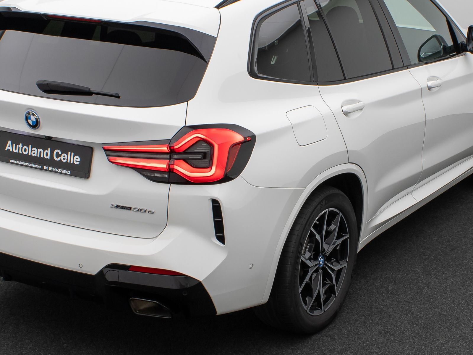 BMW X3 xD30e M Sport - Samsaru's Car Outlet