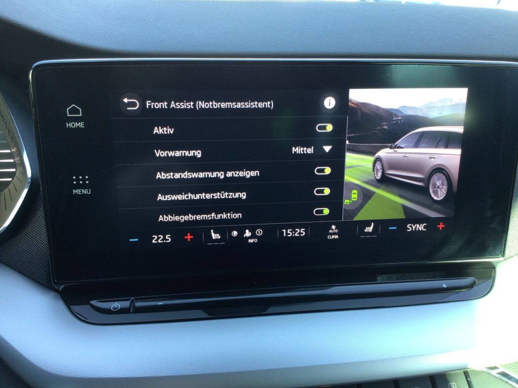 Skoda Octavia Combi 1.5 TSI Sportline - Samsaru's Car Outlet