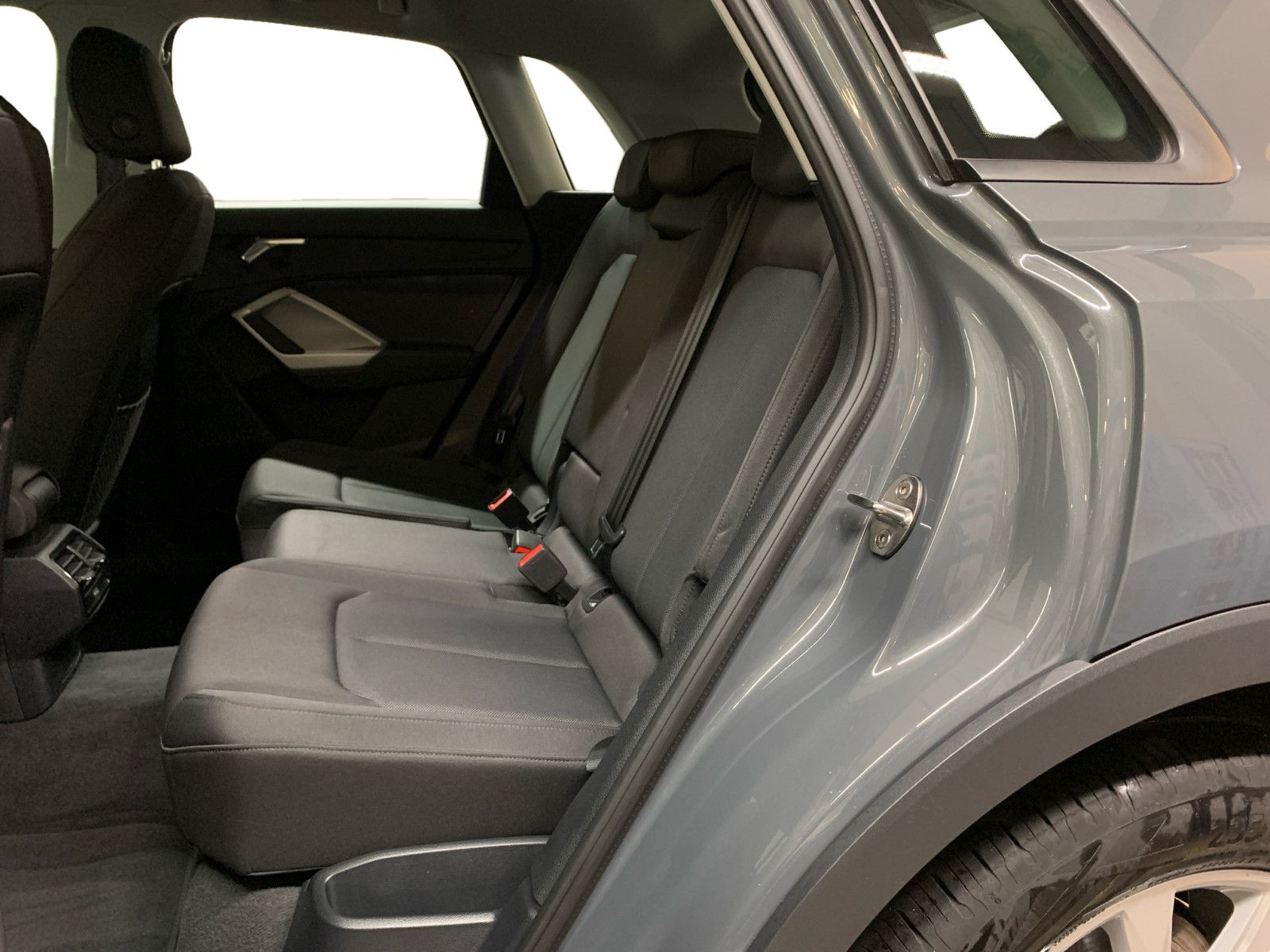 Audi Q3 40 TFSI quattro - Samsaru's Car Outlet