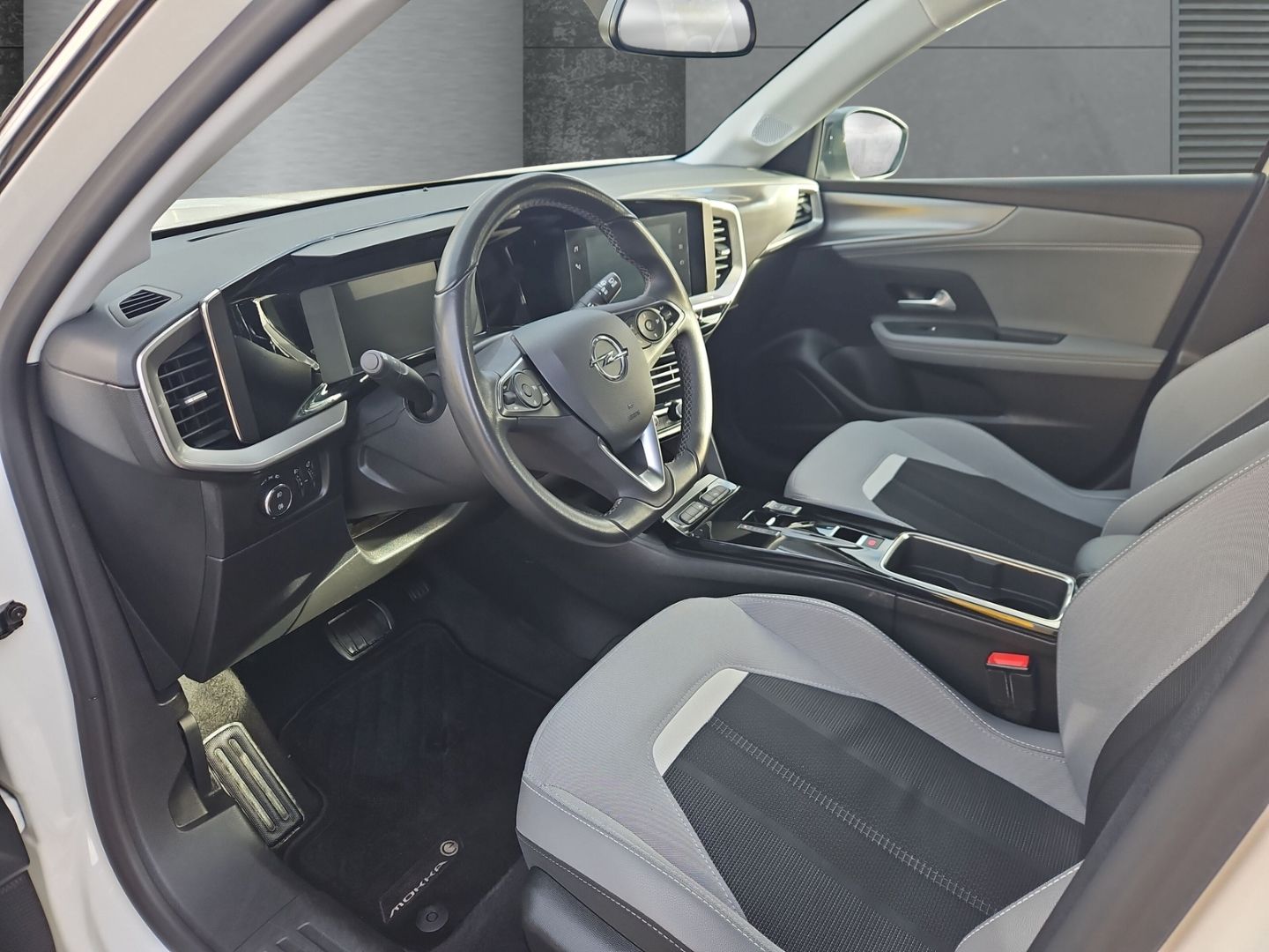 Opel Mokka-e ELEGANCE - Samsaru's Car Outlet