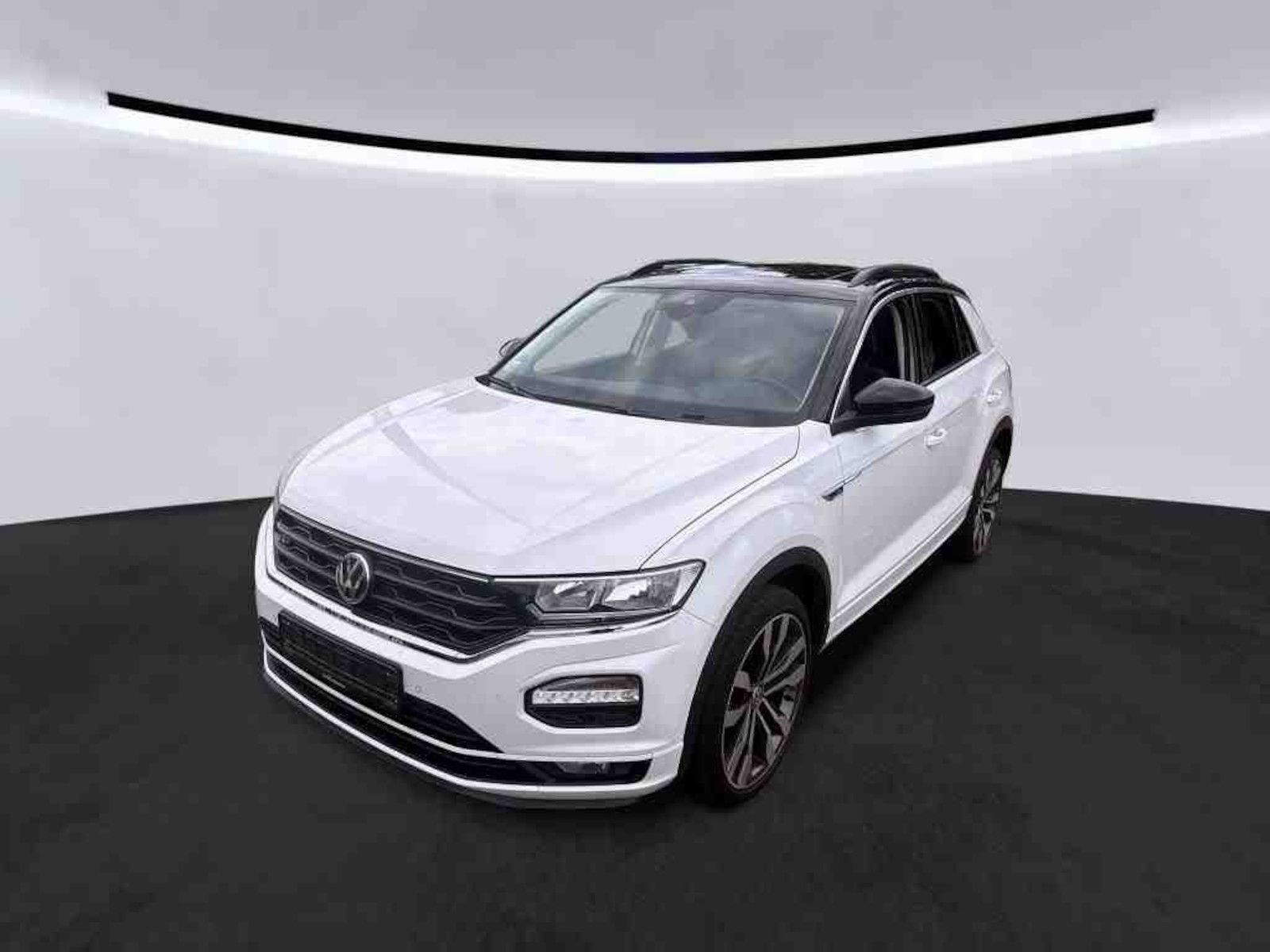 Volkswagen T-Roc 1.5 TSI R-Line - Samsaru's Car Outlet