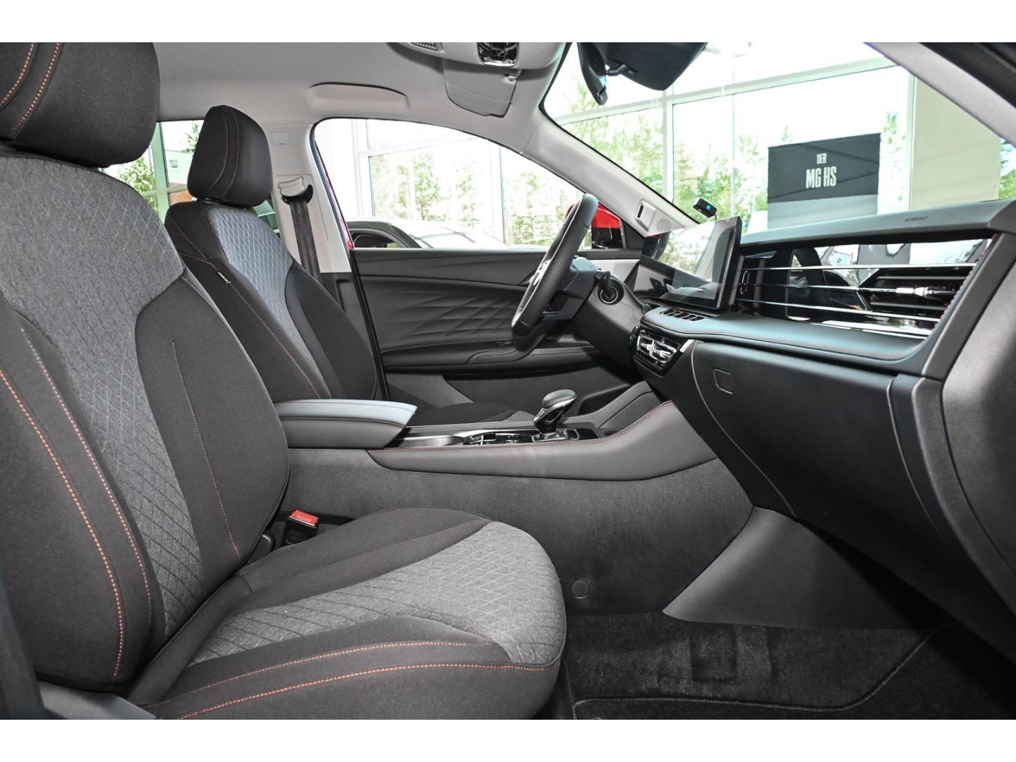 MG HS COMFORT AT+ALLWETTER+LED+DAB+NAVI+CARPLAY+AND