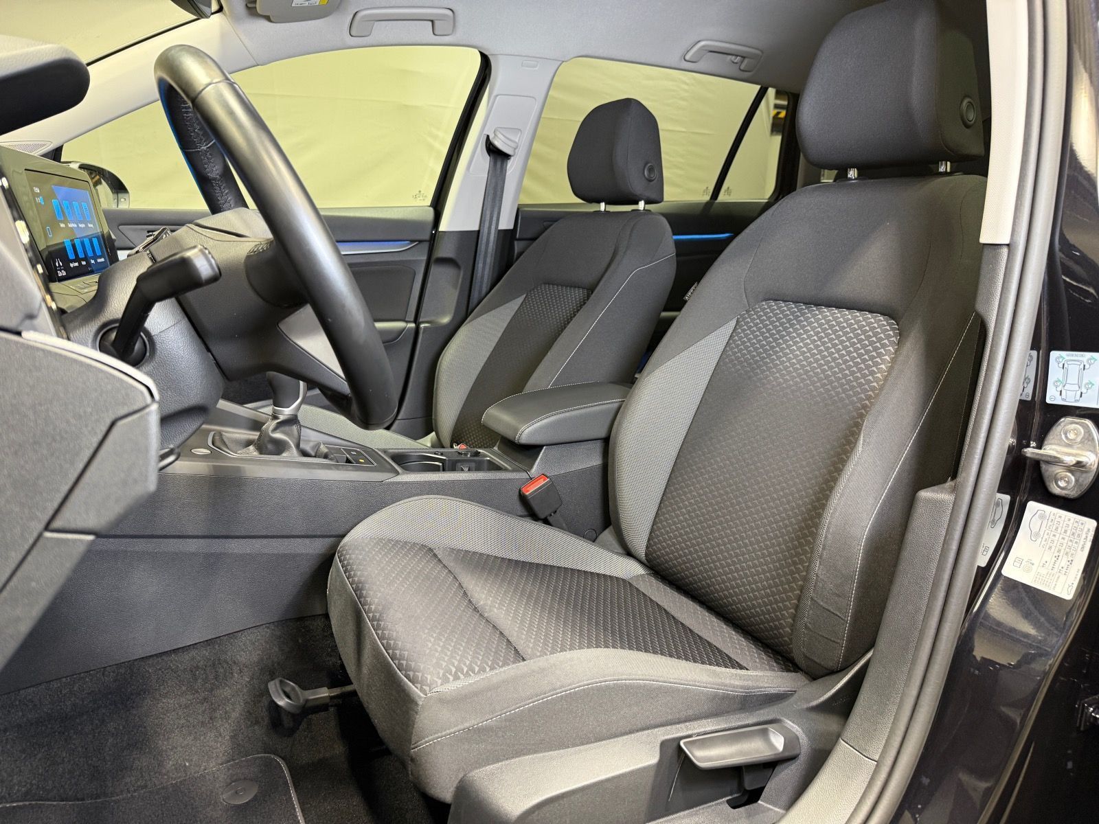 Volkswagen Golf Variant Active 1.5 TSI - Samsaru's Car Outlet