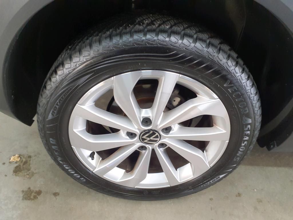 Volkswagen T-Roc Life 1.0 TSI - Samsaru's Car Outlet