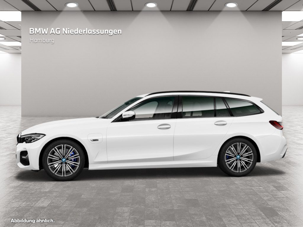 BMW 330e Touring M Sport - Samsaru's Car Outlet