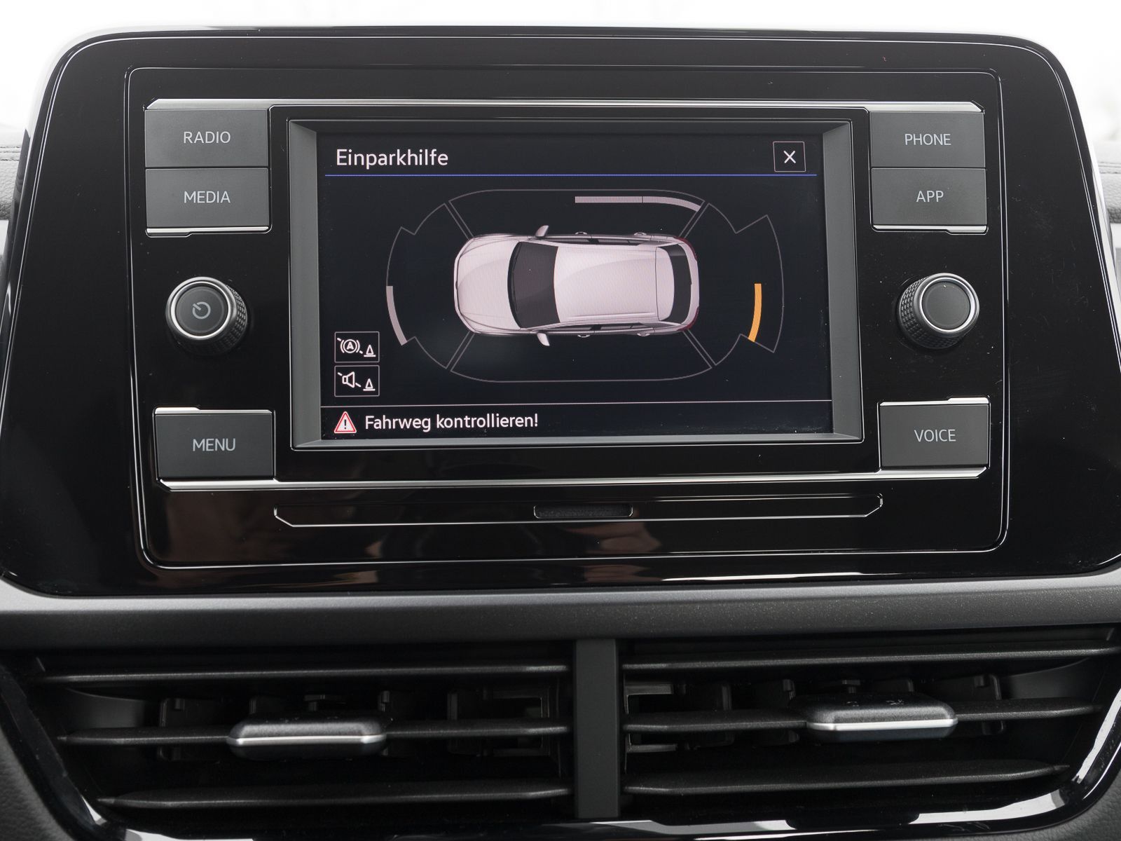 Volkswagen T-Roc 1.0 TSI - Samsaru's Car Outlet