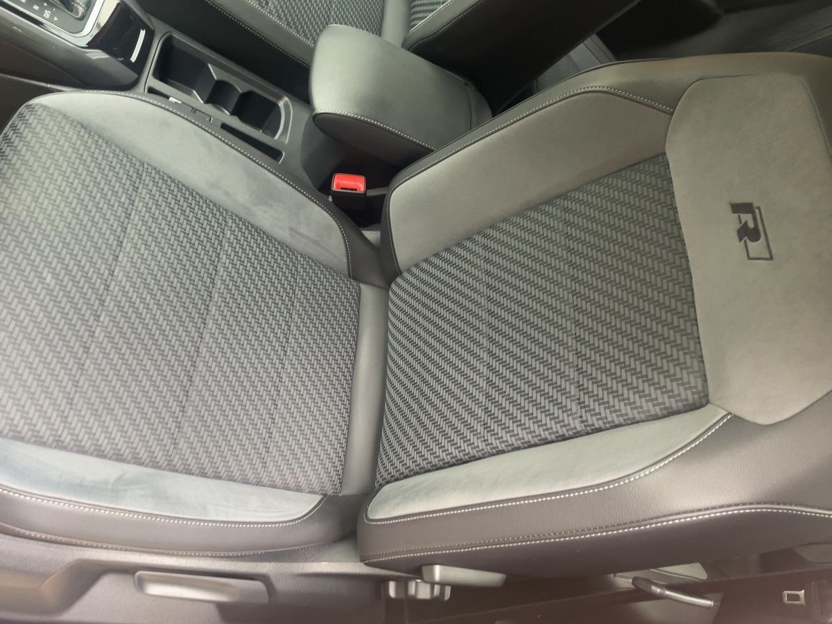 Volkswagen T-Roc 2.0 TDI DSG R-LINE - Samsaru's Car Outlet