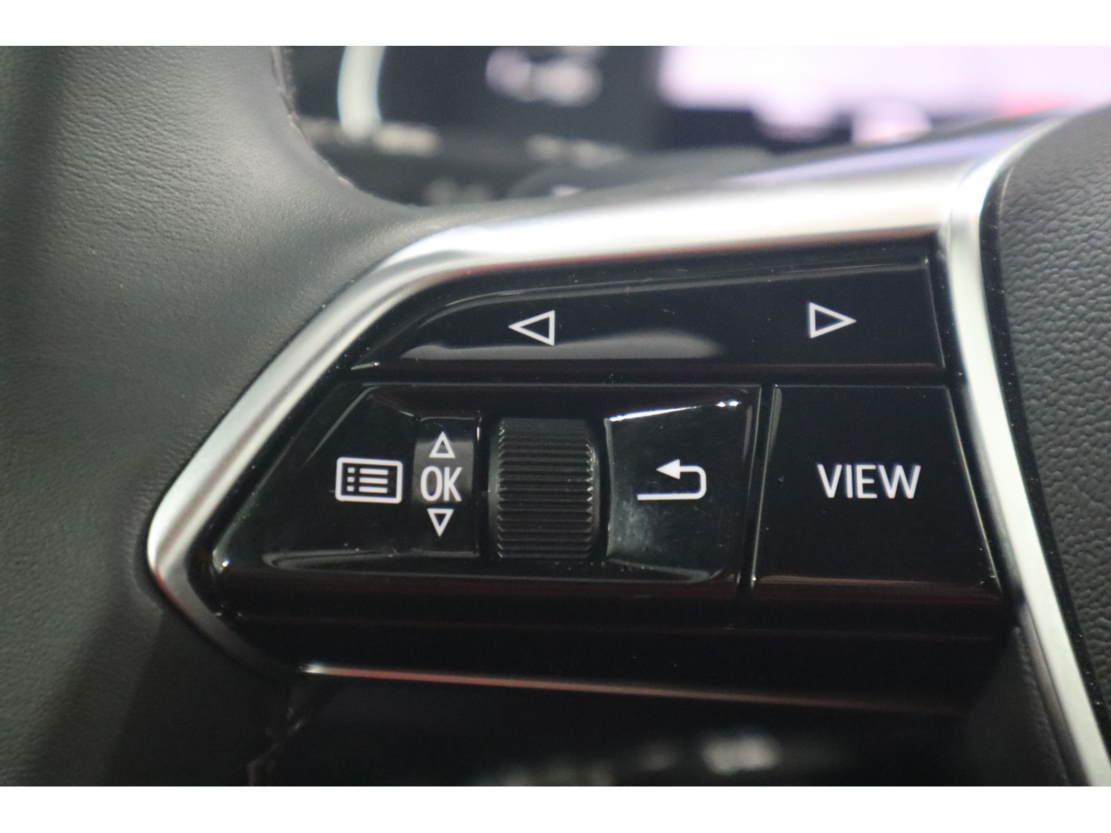 Audi A6 Avant 40 TDI advanced - Samsaru's Car Outlet