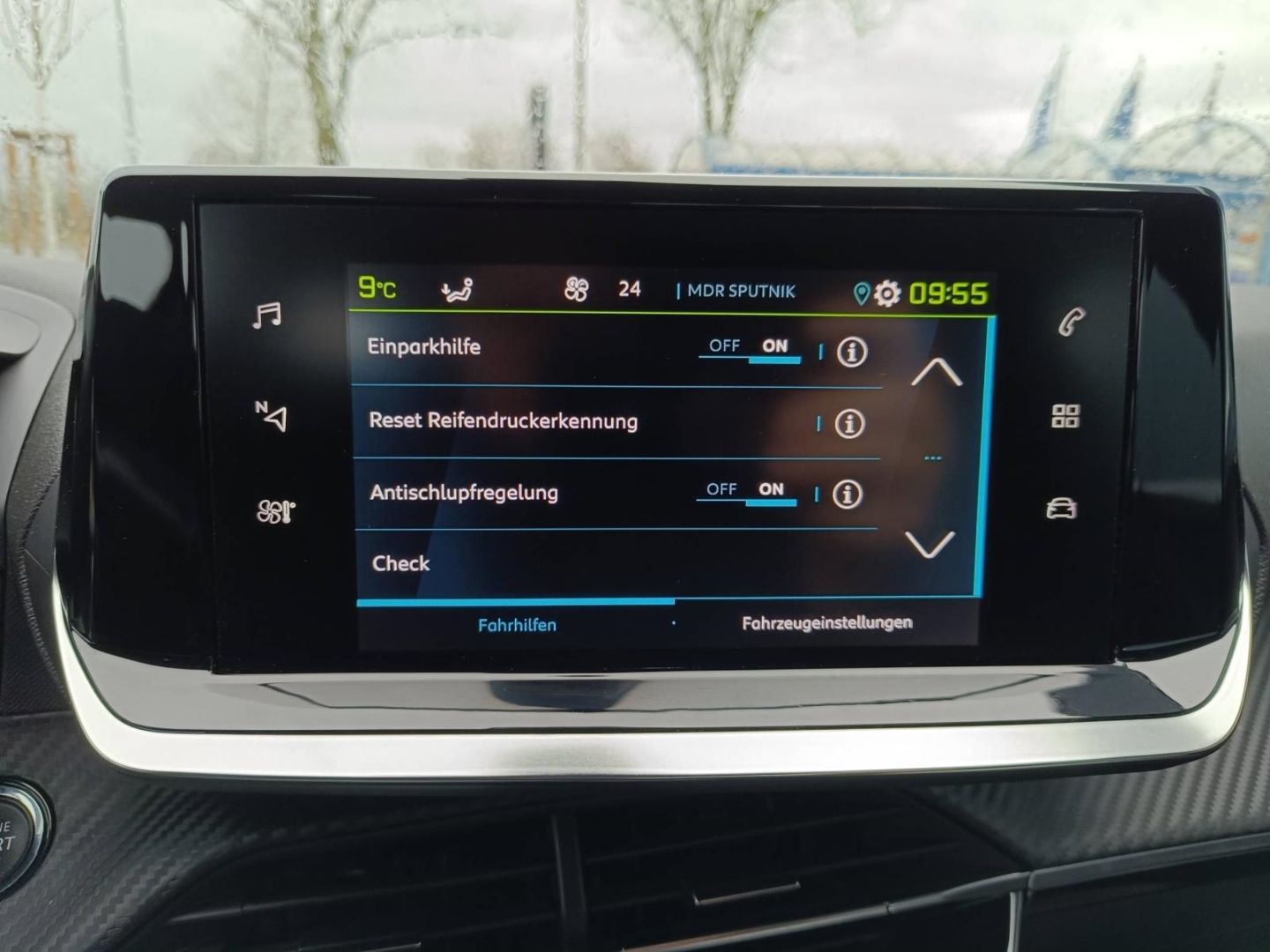 Peugeot e-208 Allure - Samsaru's Car Outlet