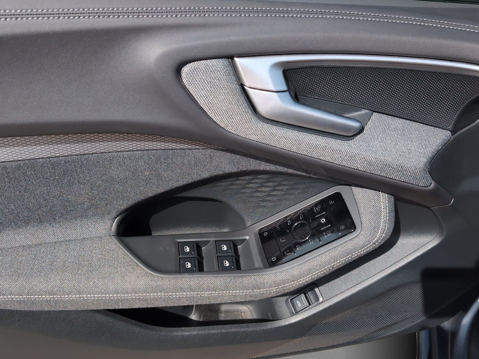 Audi A5 Avant 40 TFSI qu 2x S line S tro*Pano*Matrix*