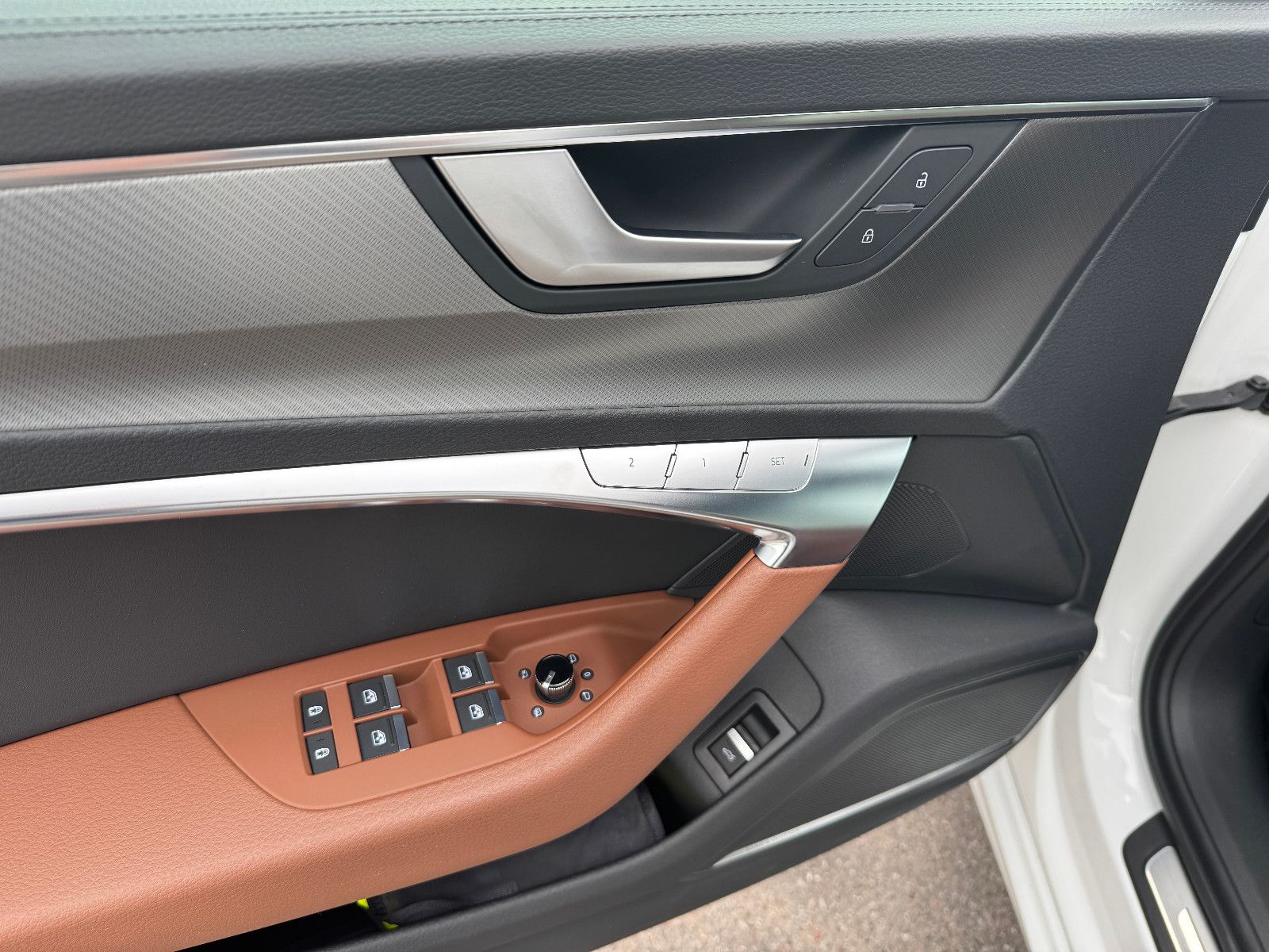 Audi A6 35 TDI S Line - Samsaru's Car Outlet
