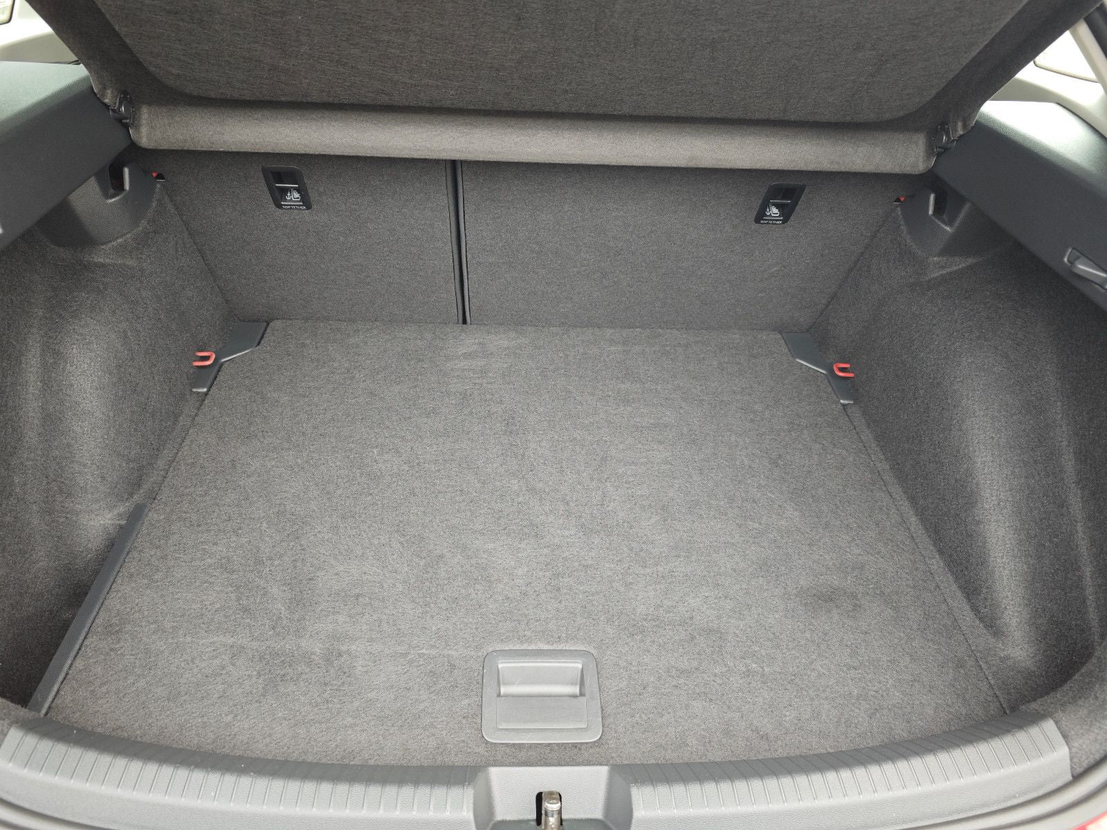 Volkswagen Taigo Style 150PS DSG - Samsaru's Car Outlet
