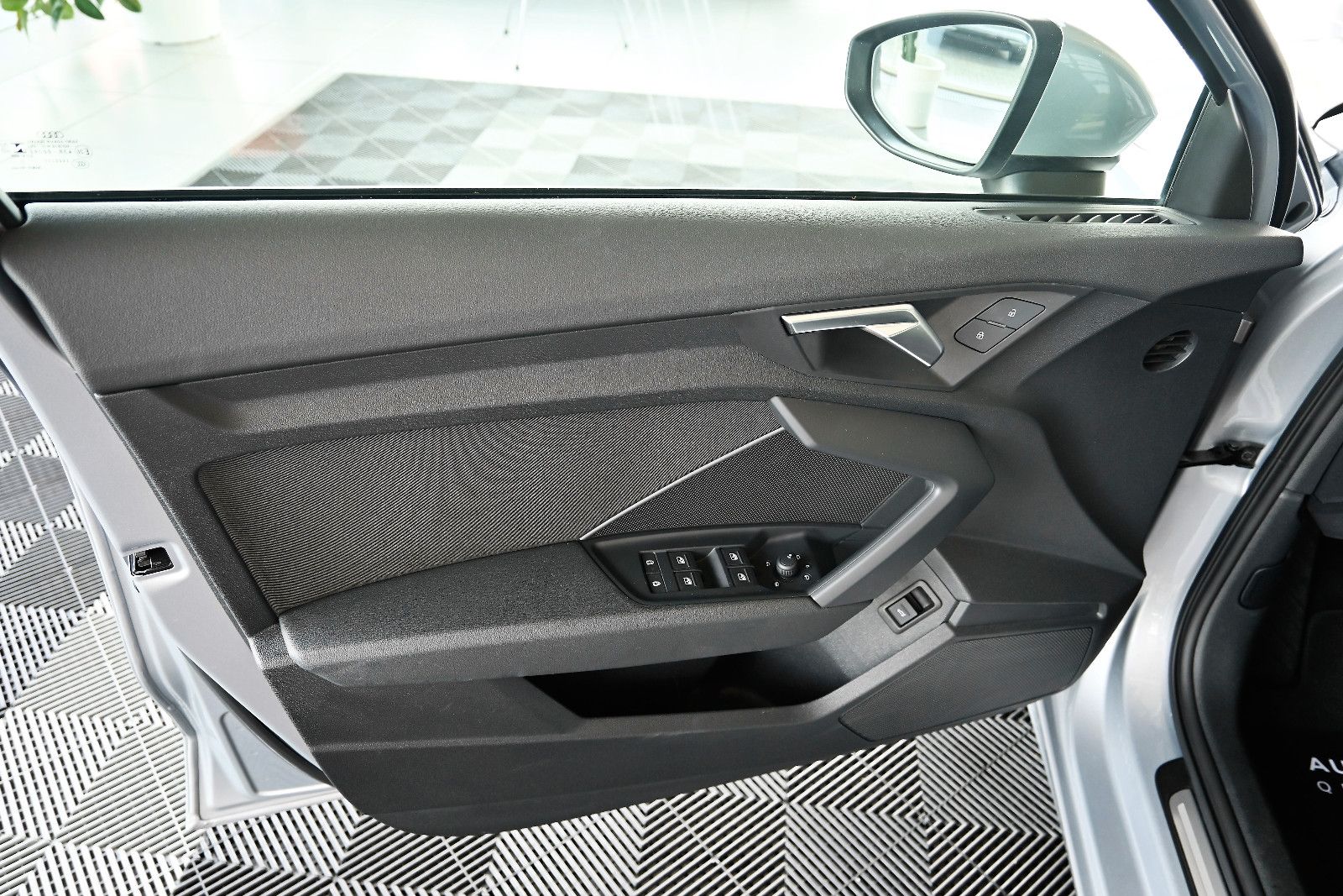 Audi A3 Limousine 35 TDI advanced Navi Virtual PDC 17