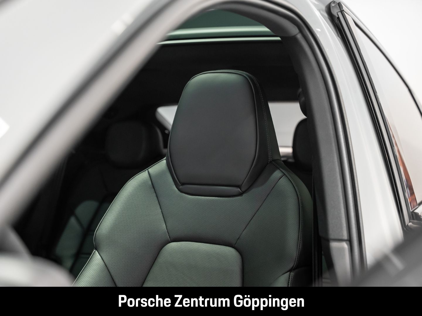 Porsche Cayenne E-Hybrid Coupe BOSE Luftfederung LED