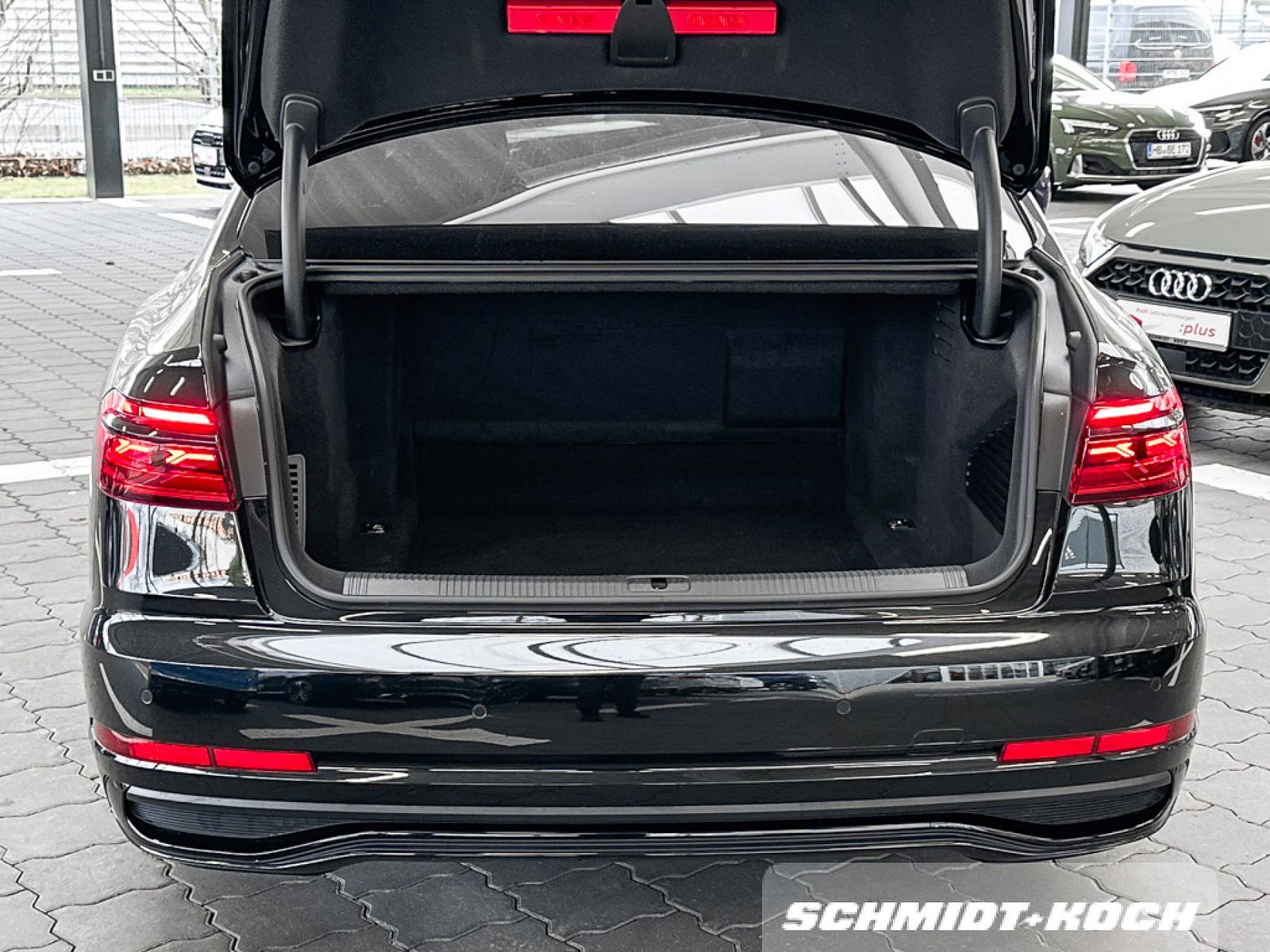 Audi A8 50 TDI S line quattro - Samsaru's Car Outlet
