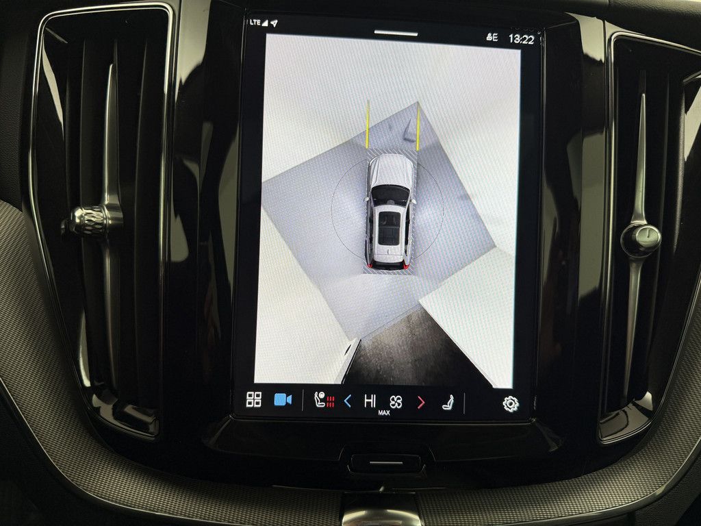 Volvo XC60 T6 Plus Bright Recharge Plug-In Hybrid AWD