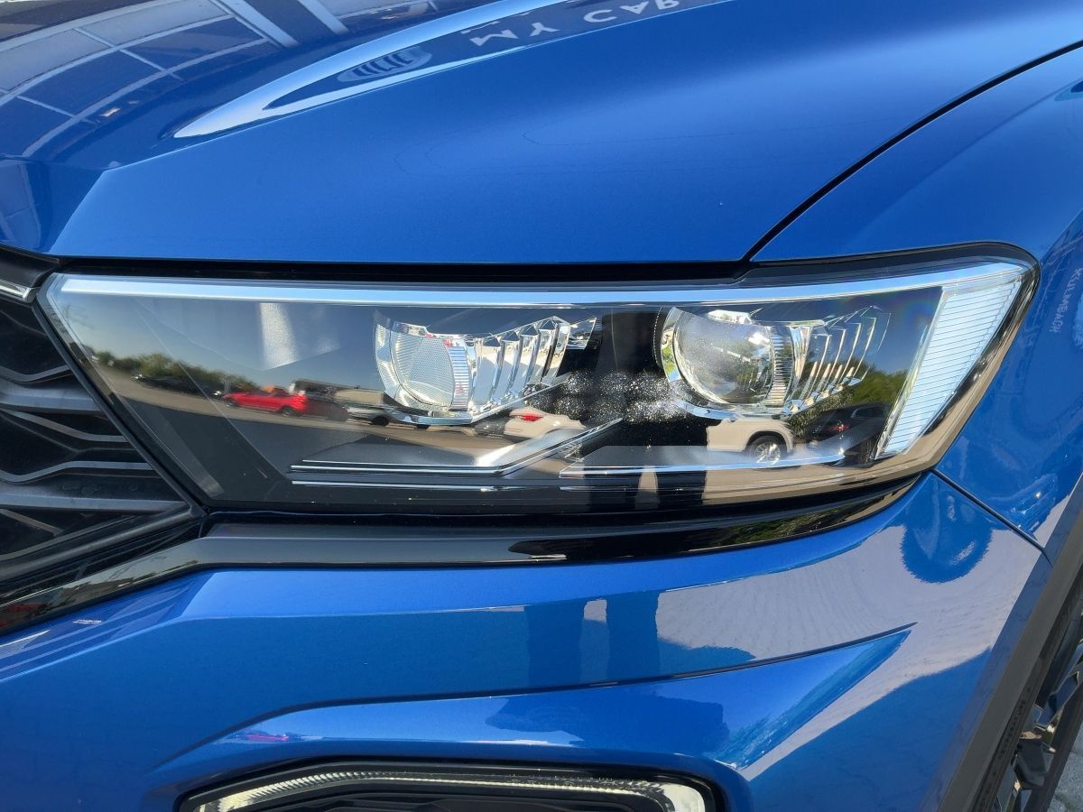 Volkswagen T-Roc 1.0 TSI BLACK STYLE - Samsaru's Car Outlet