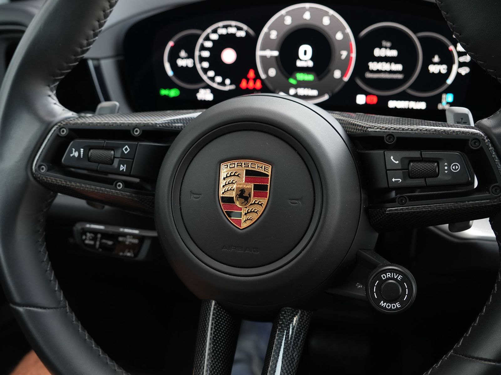 Porsche E-Hybrid Coupé SPORTDESIGN-ACC-LUFTF.-PANO-VOLL