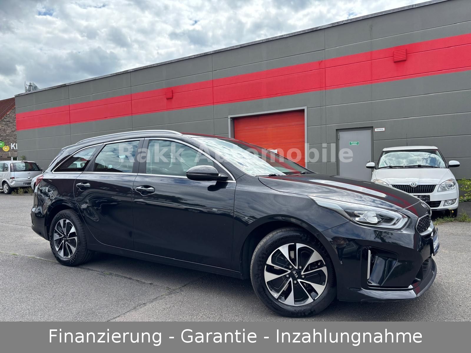 Kia cee'd Sportswagon Plug-in - Samsaru's Car Outlet