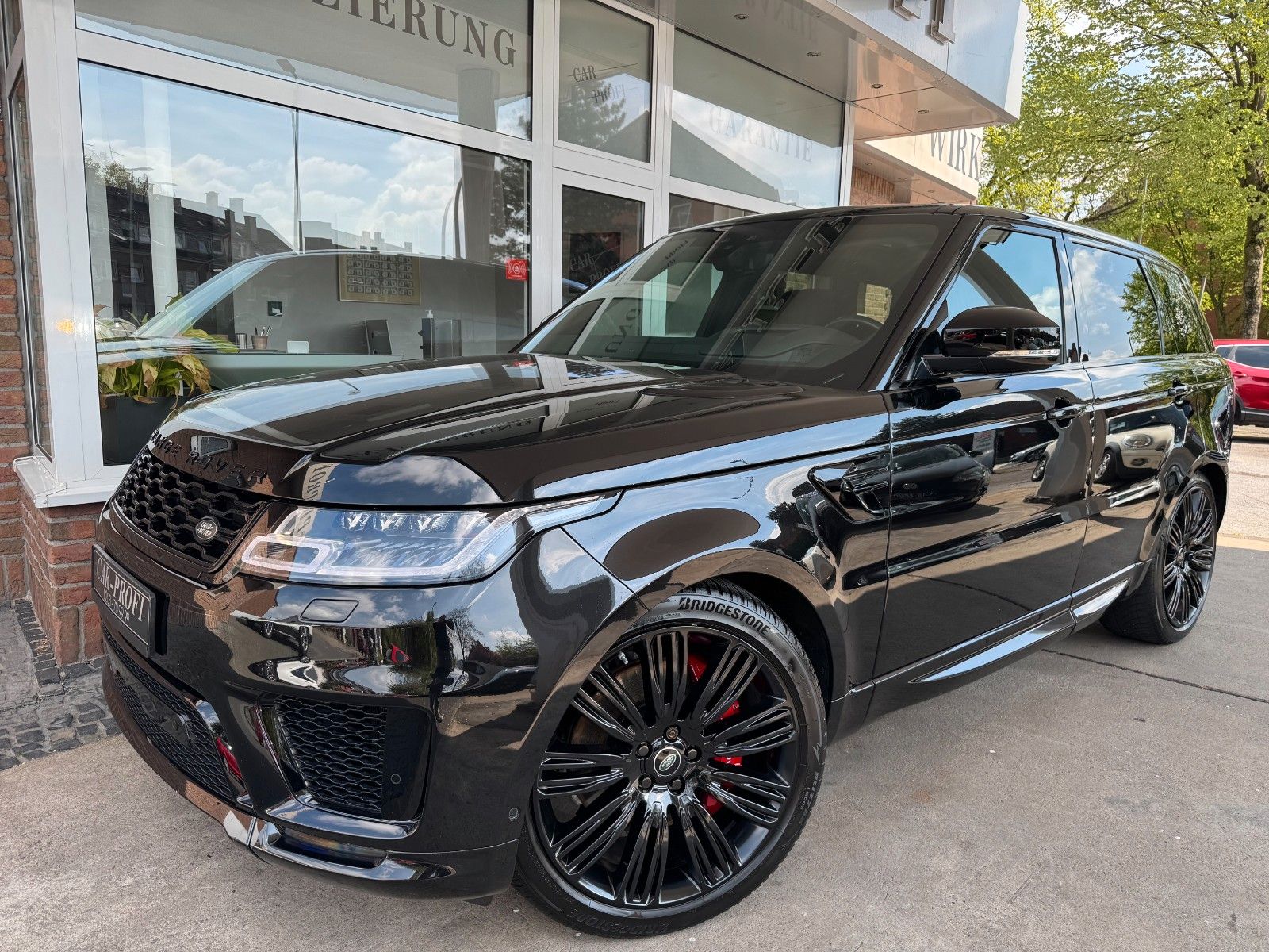 Range Rover Sport HSE Dynamic - Samsaru's Car Outlet