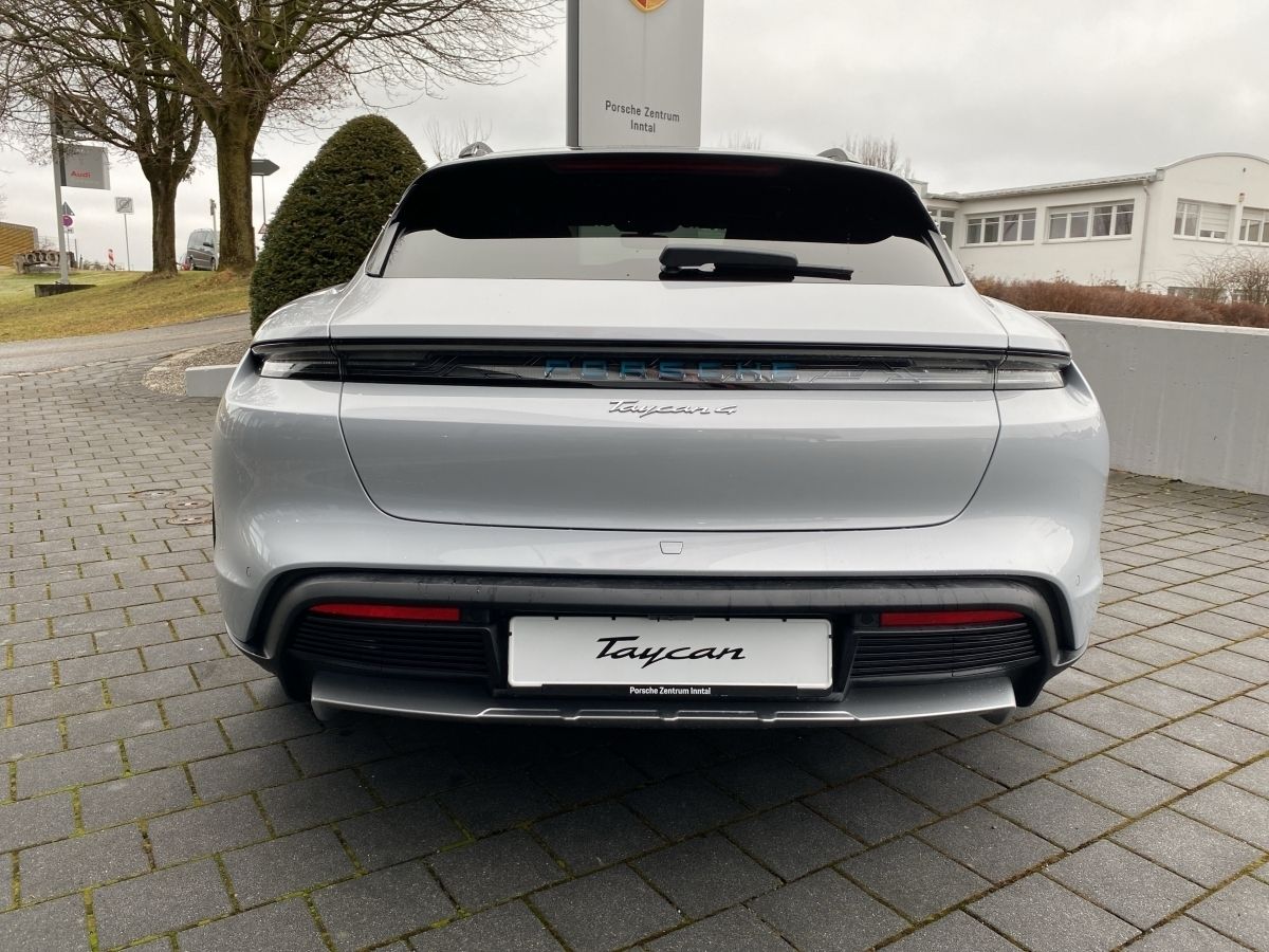 Porsche Taycan 4 Cross Turismo | Hinterachslenkung |