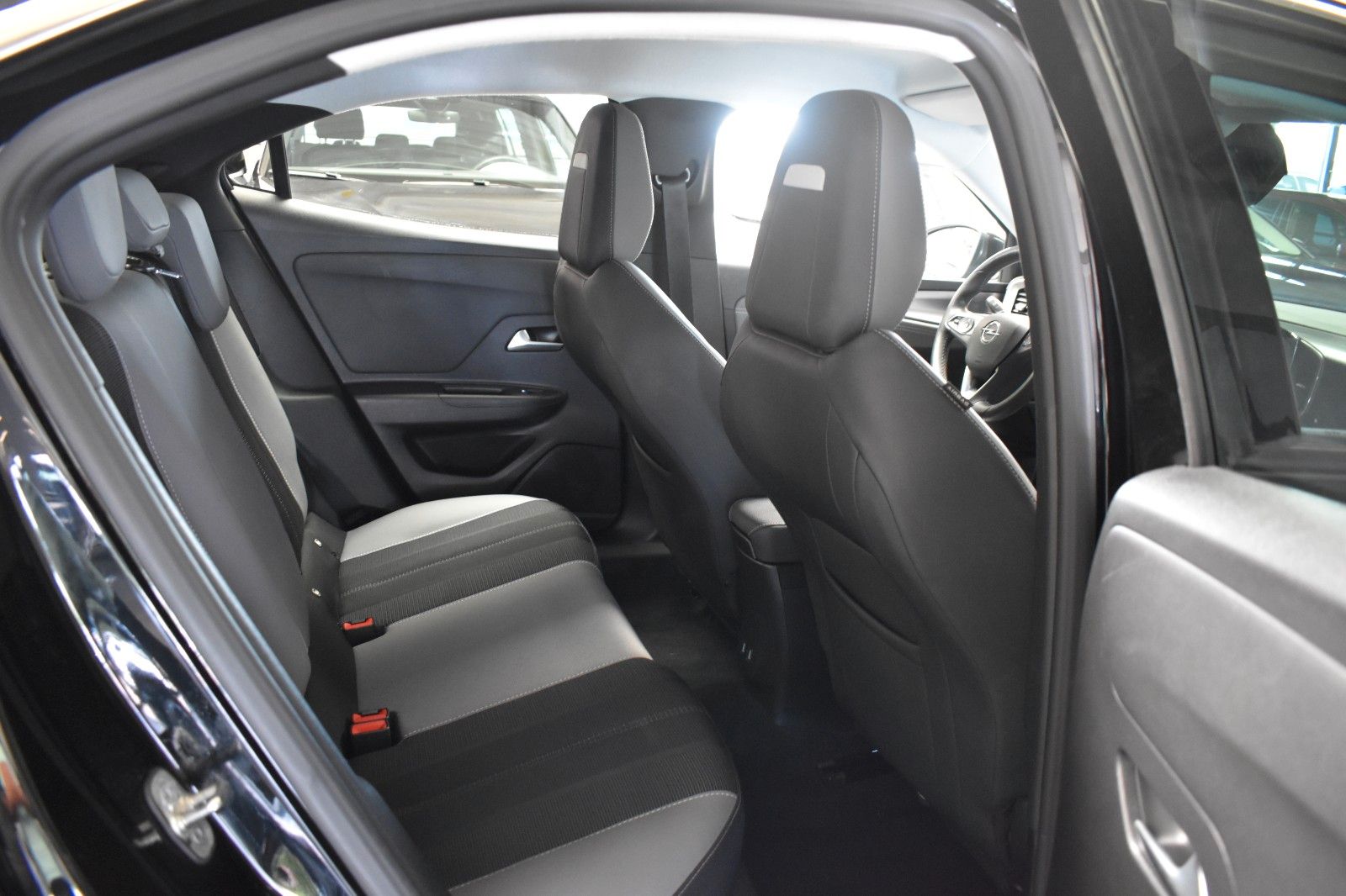 Opel Mokka 1.2 GS Line Black - Samsaru's Car Outlet