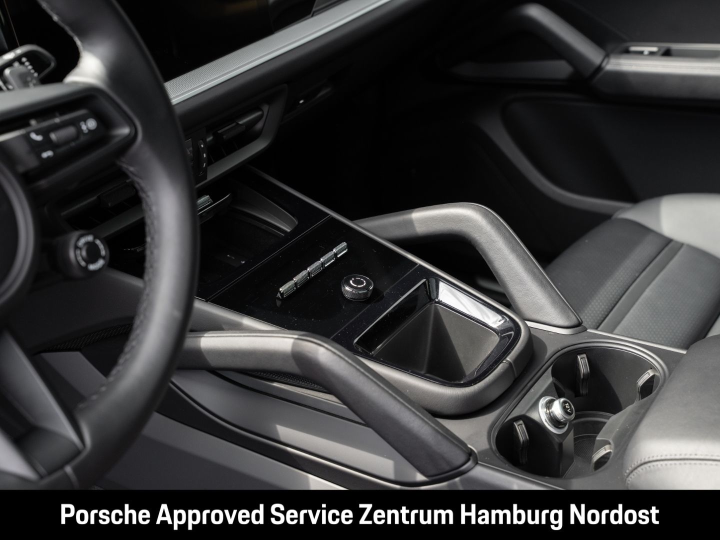 Porsche Cayenne E-Hybrid Coupe Sport Chrono Matrix-LED