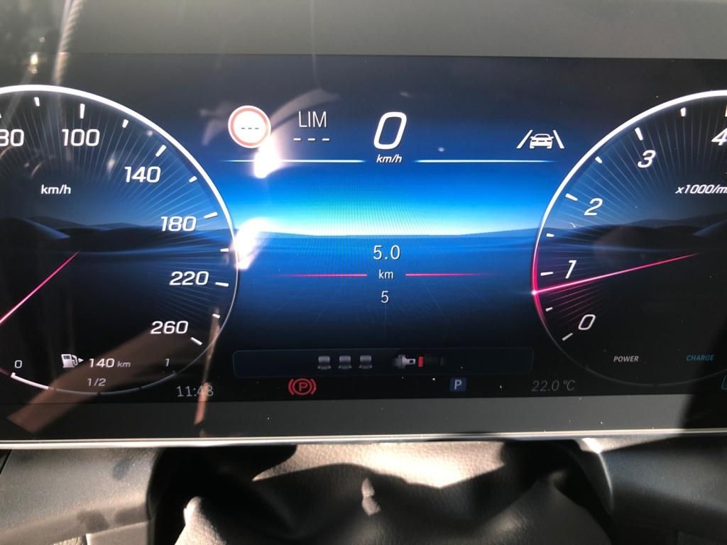 Mercedes-Benz GLC 200 4MATIC +EditionAMG+20Z+Night+Pano+AHK