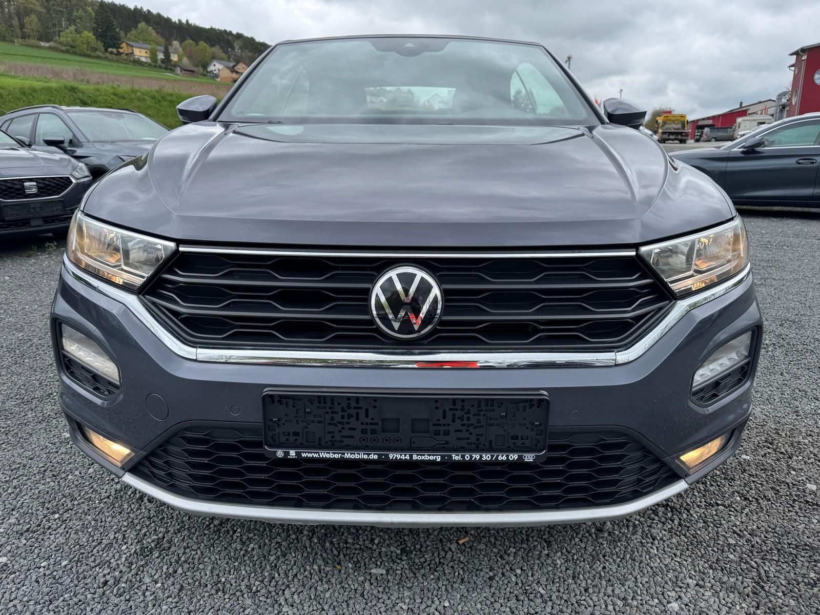 Volkswagen T-Roc 1.5 TSI Style - Samsaru's Car Outlet