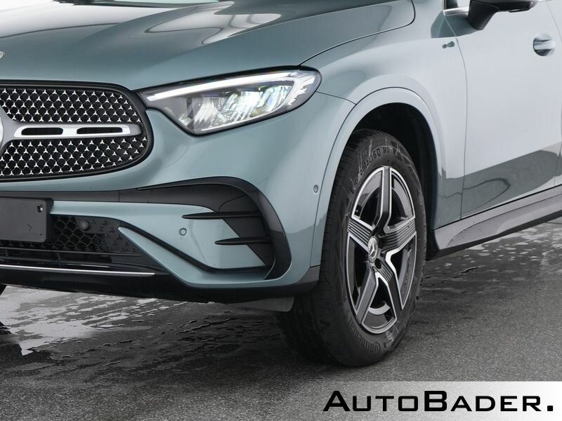 Mercedes-Benz GLC 300 e 4M AMG PSD Burmester AHK DISTR DC 360°