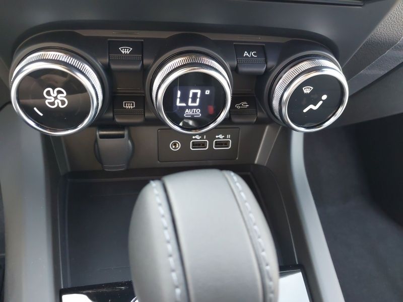 Renault ARKANA TECHNO E-Tech Full Hybrid - Samsaru's Car Outlet
