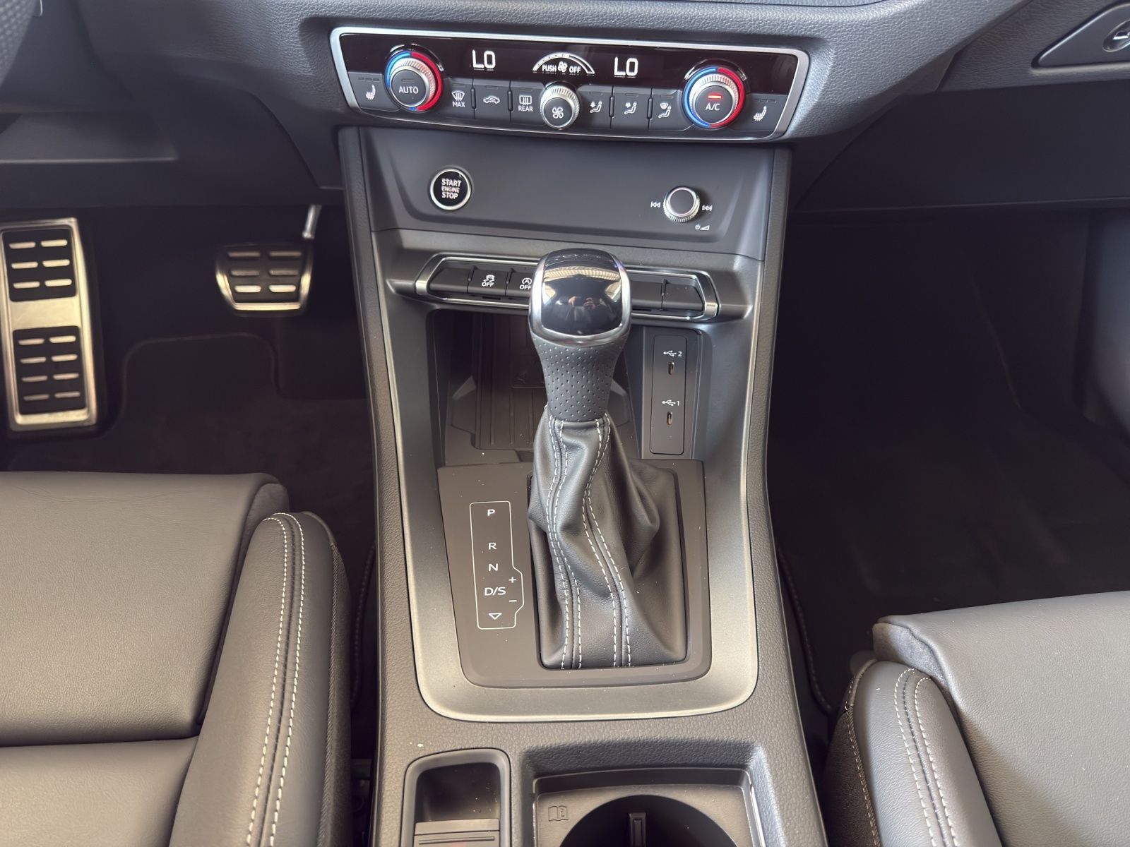 Audi Q3 40 TFSI quattro S-LINE*0,99%-Finanz*NAVI-PLUS